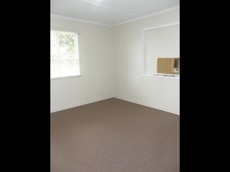 33 Burgess Street, North Mackay QLD 4740