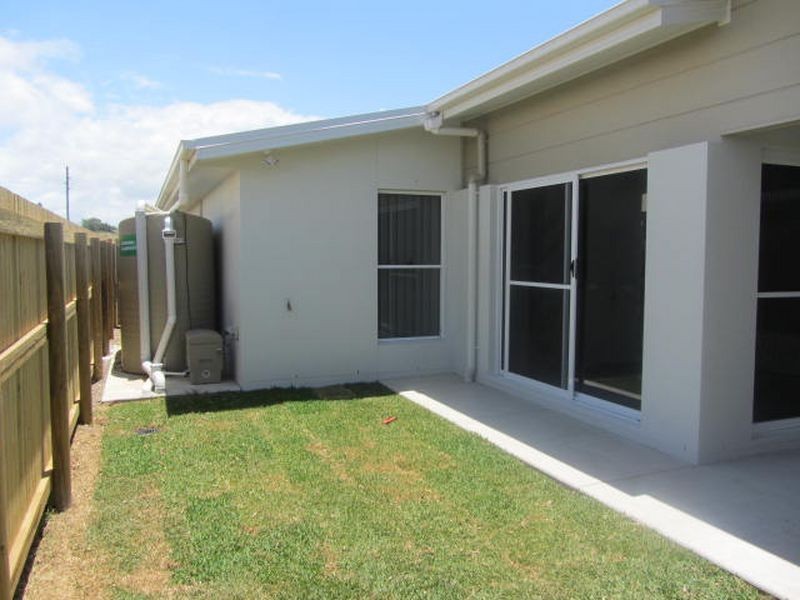 19 Elgans Parade, Rural View QLD 4740