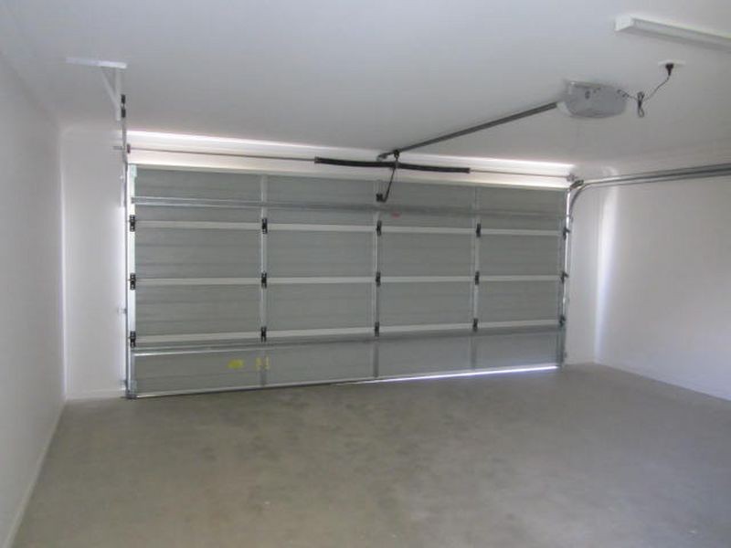 19 Elgans Parade, Rural View QLD 4740