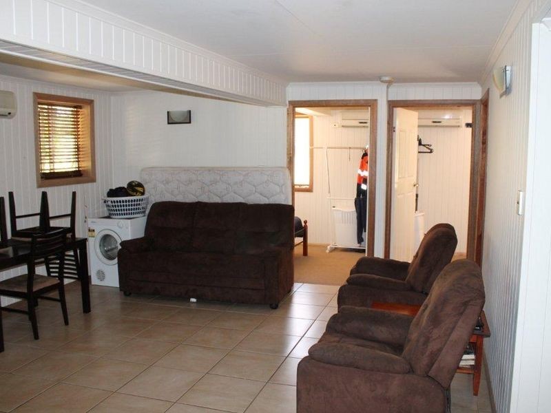 9 Wickham Street, Moranbah QLD 4744