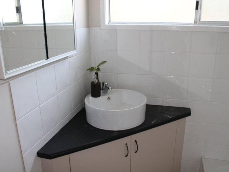 9 Wickham Street, Moranbah QLD 4744