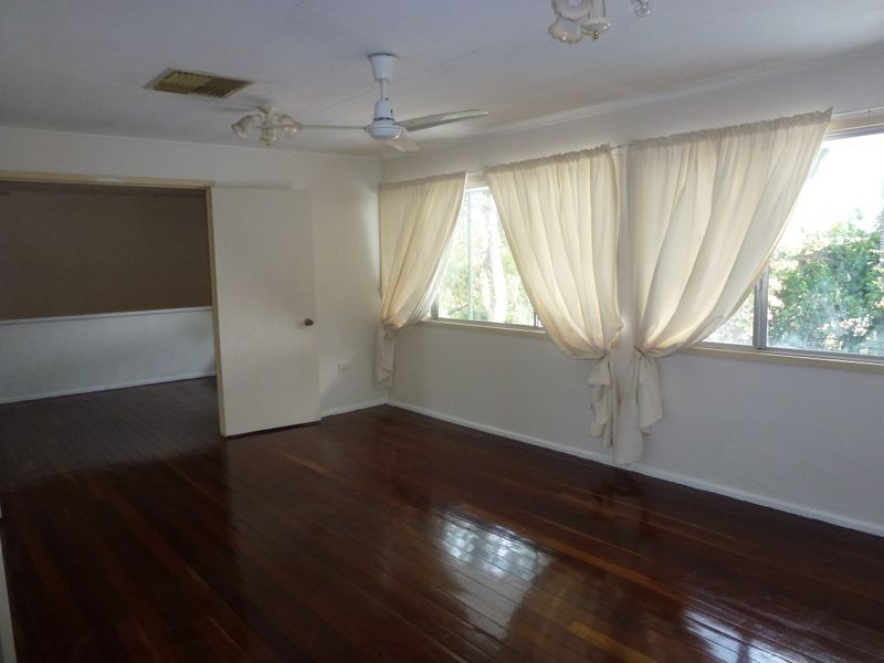 18 Casey Court, Moranbah QLD 4744