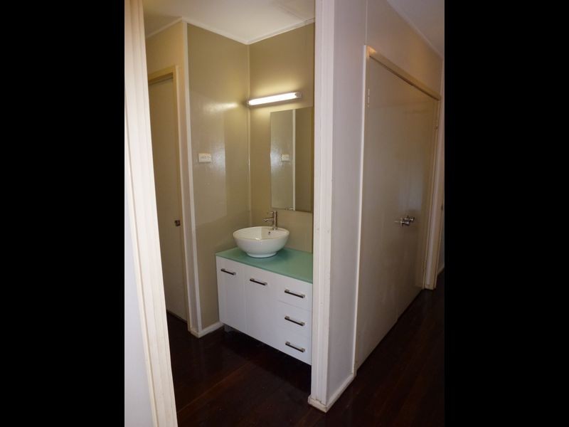 18 Casey Court, Moranbah QLD 4744