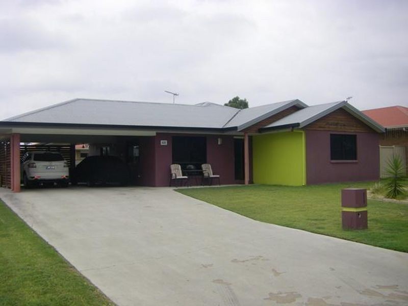 48 Yeates Street, Moranbah QLD 4744