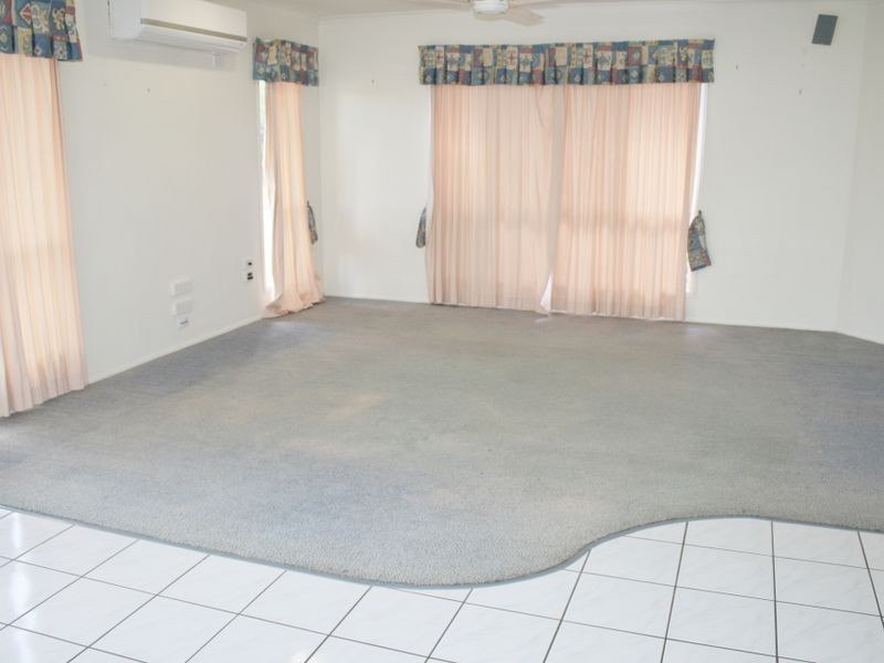 17 Broomdykes Drive, Beaconsfield QLD 4740