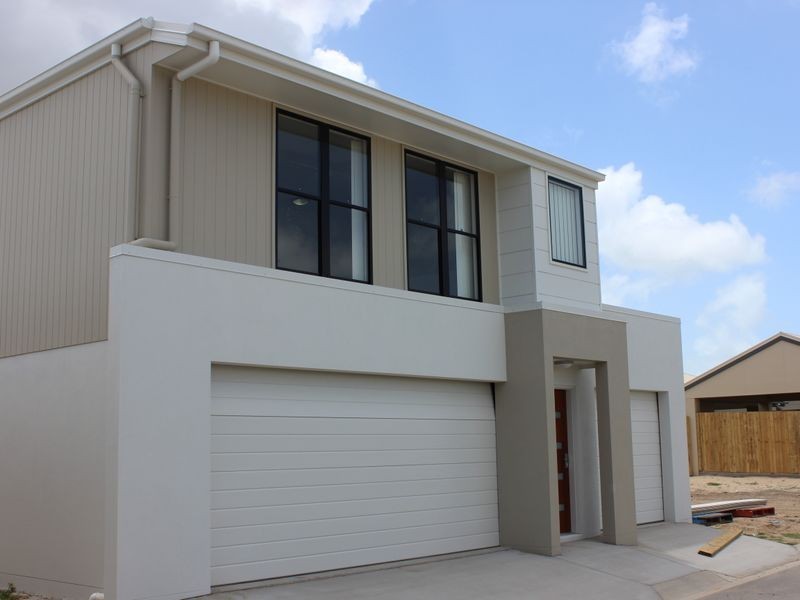 25 Elgans Parade, Rural View QLD 4740