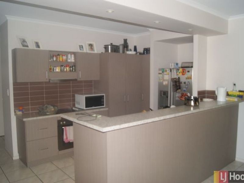 5/2 Mulcahy Crescent, Eimeo QLD 4740