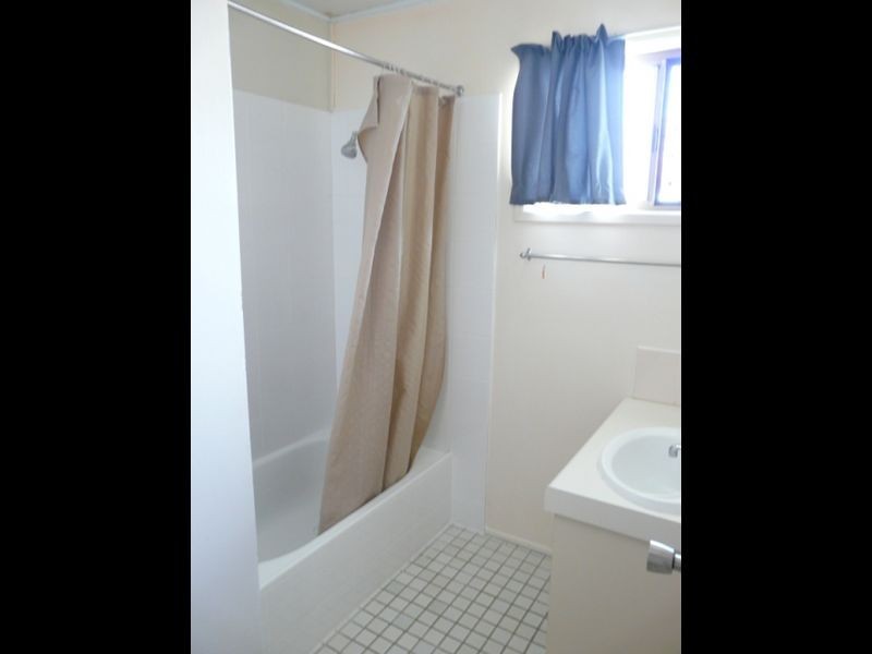 2/8 Annmore Street, Andergrove QLD 4740