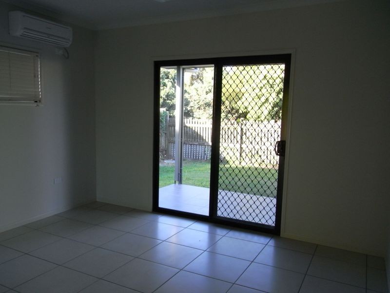 2/30 PRATT STREET, South Mackay QLD 4740