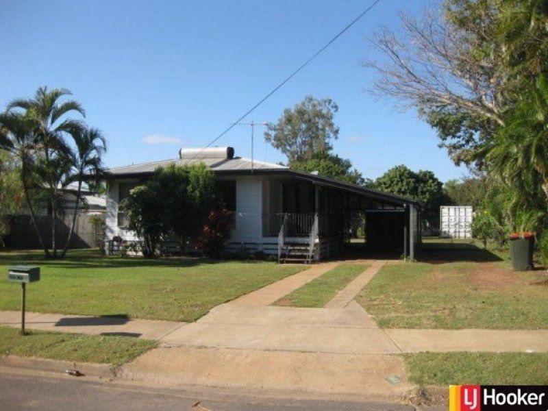 162 Mills Avenue, Moranbah QLD 4744