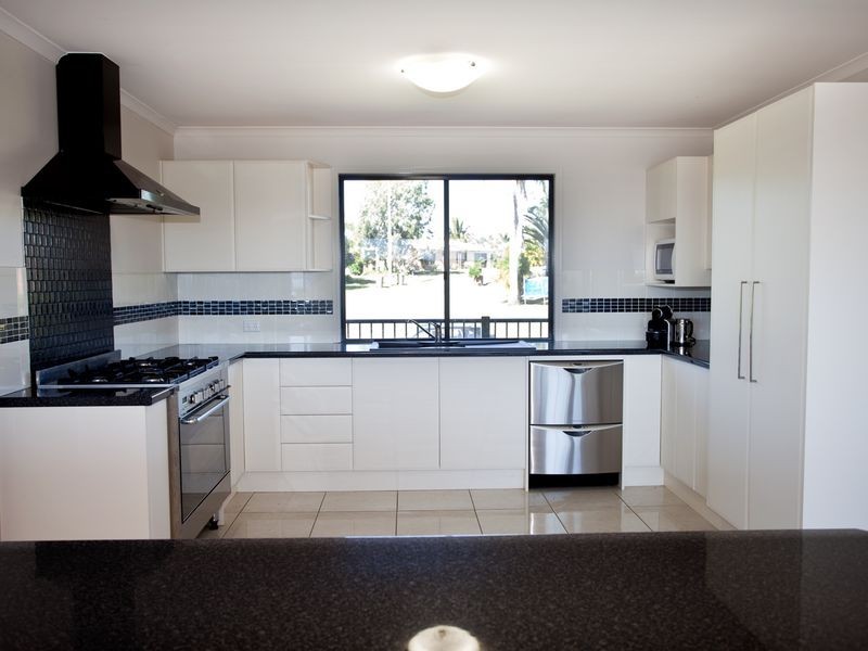 12 Morris Street, Campwin Beach QLD 4737