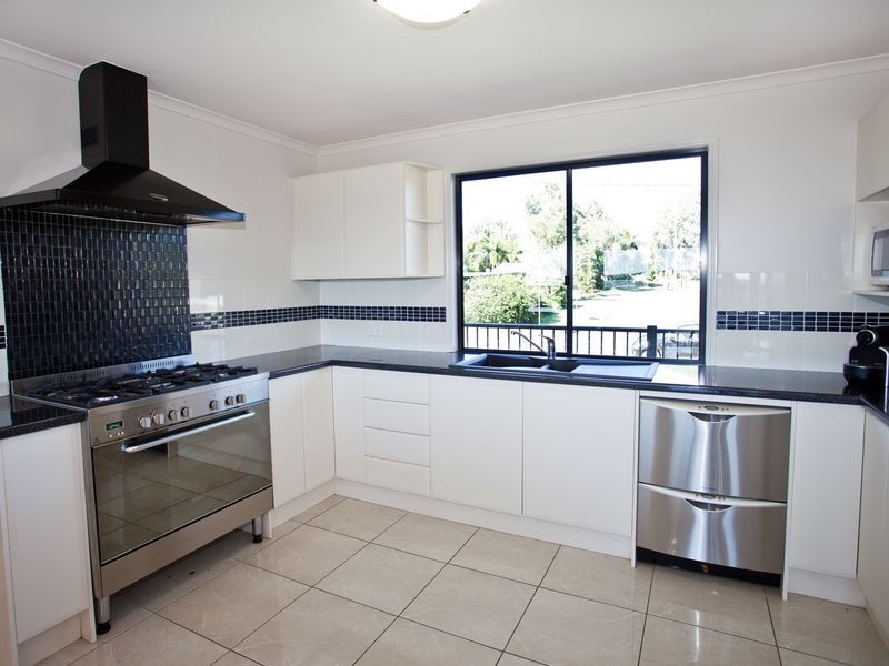12 Morris Street, Campwin Beach QLD 4737