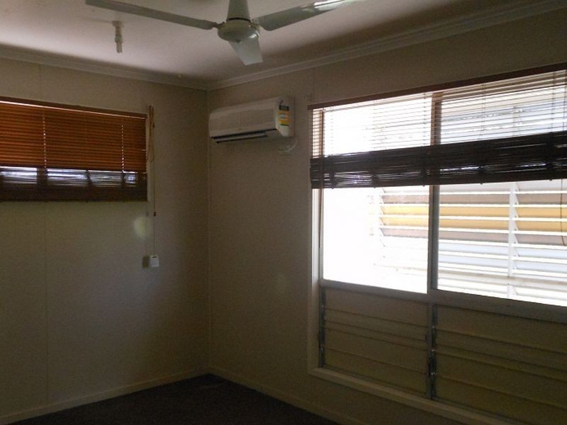 14 KENNEDY DRIVE, Moranbah QLD 4744