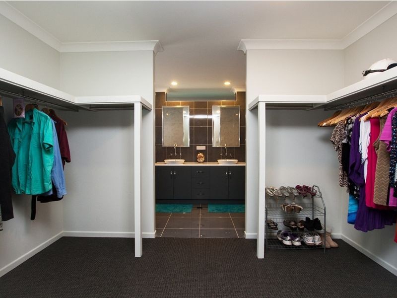 2 Rutland Place, Marian QLD 4753