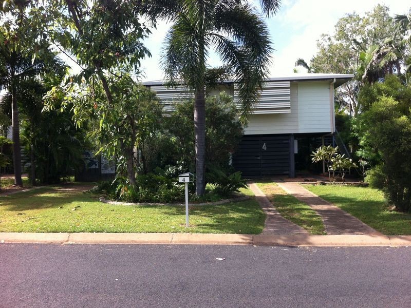 4 Hannan Drive, Moranbah QLD 4744