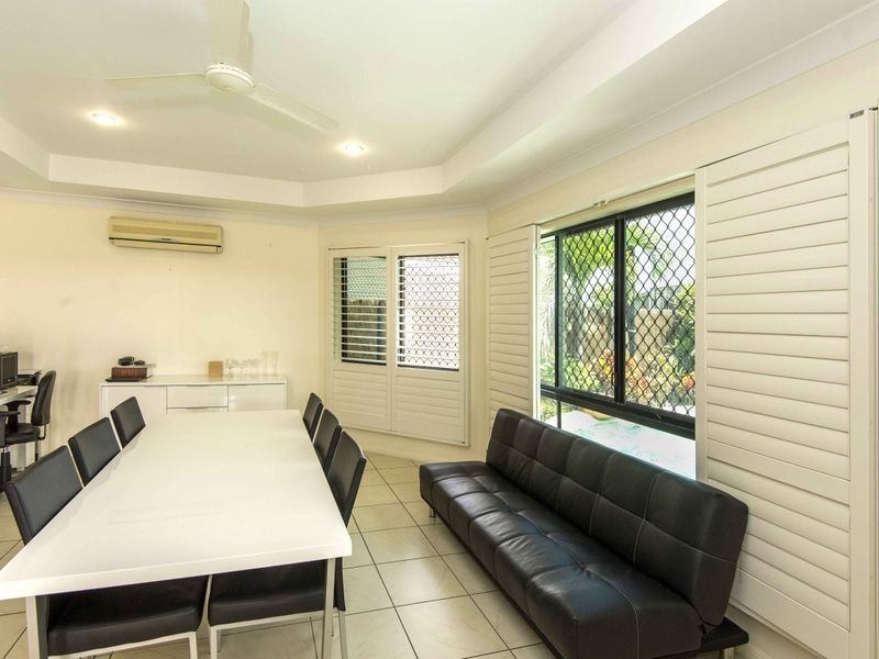 4 McLaren Court, Glenella QLD 4740