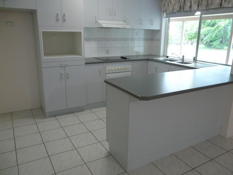 7 Marshall Avenue, Andergrove QLD 4740