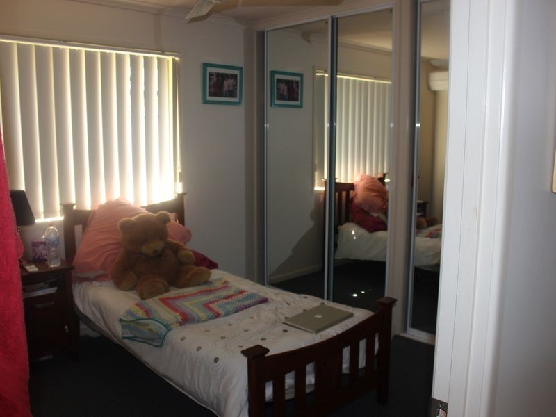 4 Warner Street, West Mackay QLD 4740