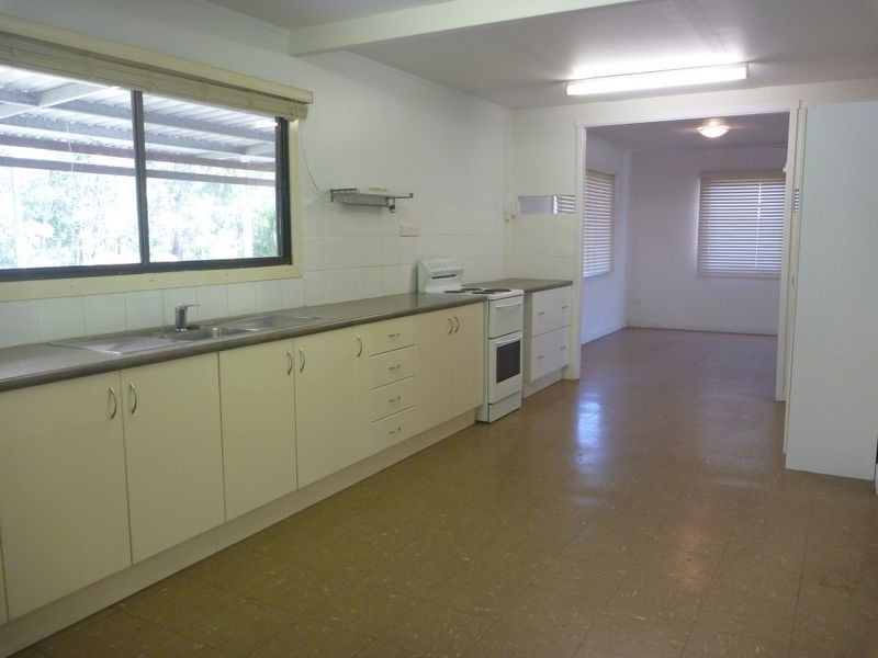 28 Clark Street, Grasstree Beach QLD 4740