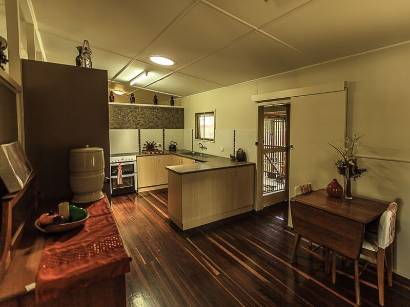 7 Mcginn Street, West Mackay QLD 4740