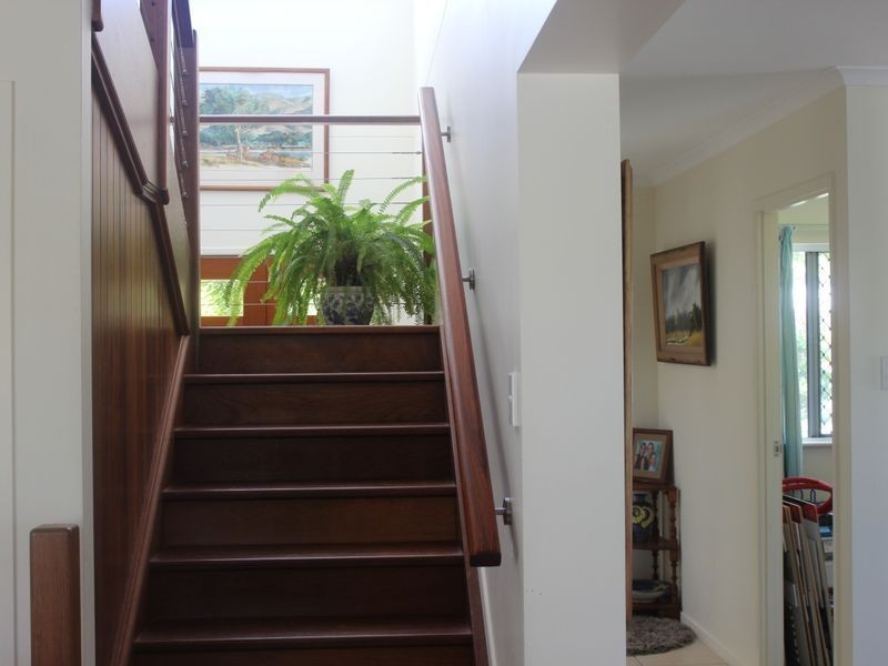 8 Portside Place, Shoal Point QLD 4750