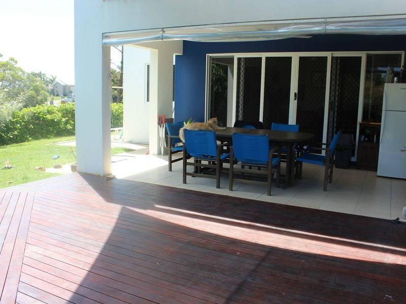 8 Portside Place, Shoal Point QLD 4750