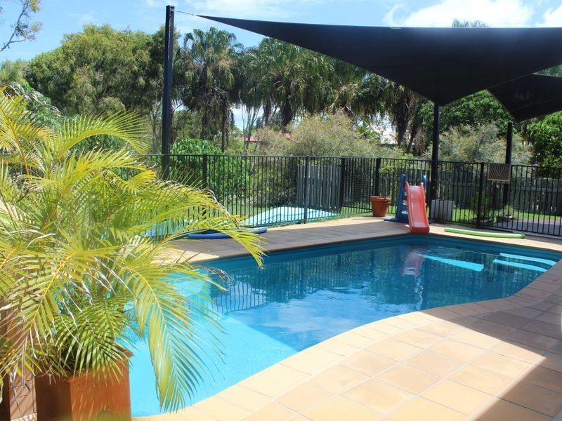 8 Portside Place, Shoal Point QLD 4750