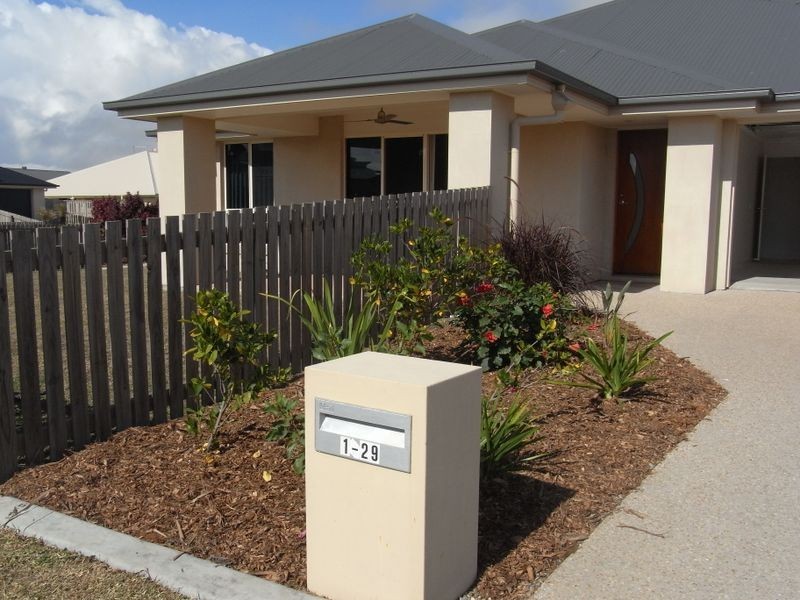 1/29 Coogee Terrace, Blacks Beach QLD 4740