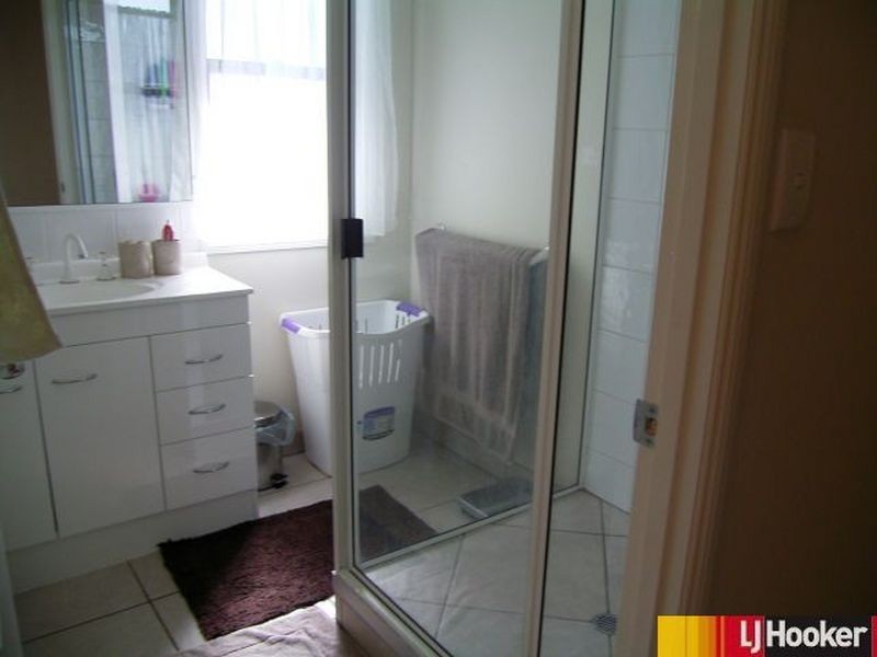 2/8 Freeman Street, Moranbah QLD 4744