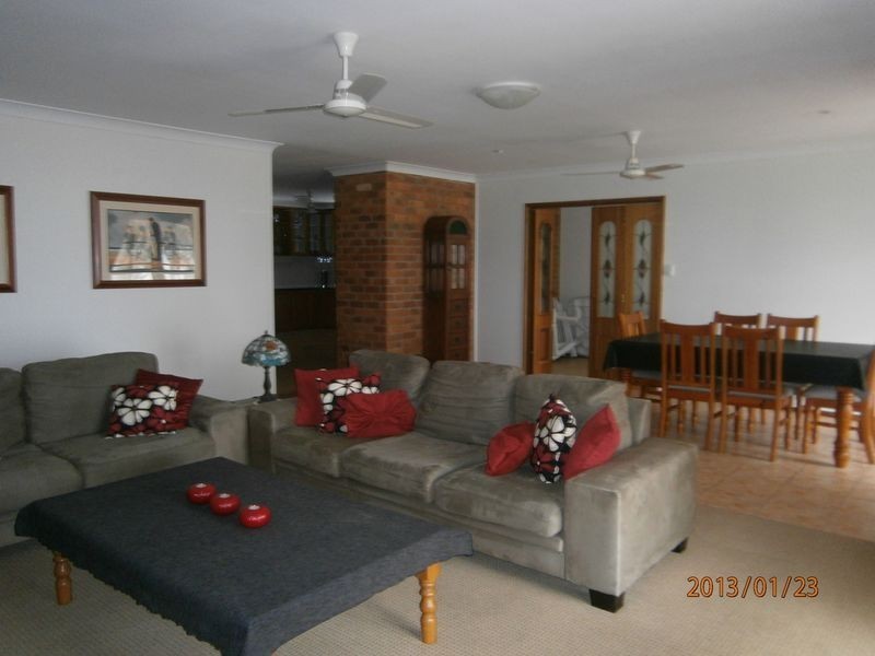 4 Aura Street, Mcewens Beach QLD 4740