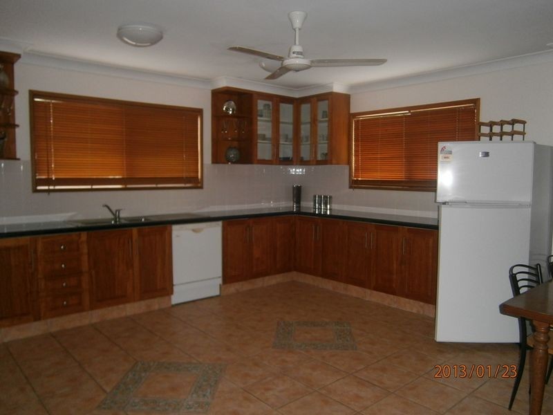 4 Aura Street, Mcewens Beach QLD 4740
