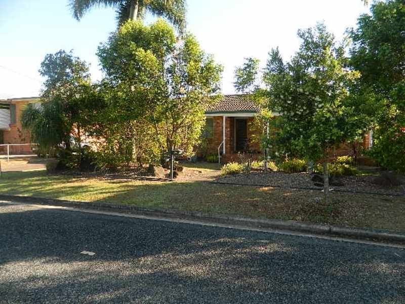 24 Podosky Street, West Mackay QLD 4740