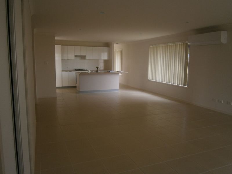 19 Parklane Street, Beaconsfield QLD 4740