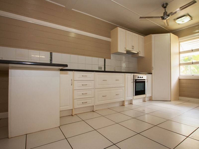 24 Maud Street, Mirani QLD 4754