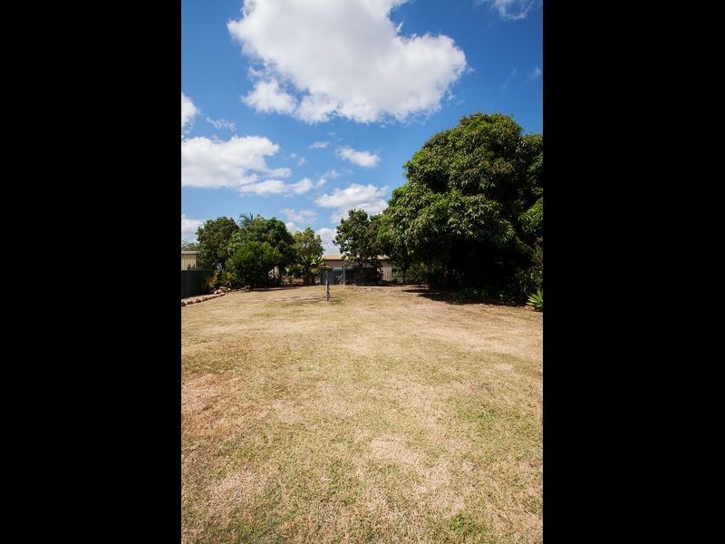 24 Maud Street, Mirani QLD 4754