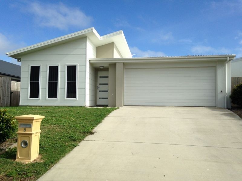 5 Majesty Street, Rural View QLD 4740