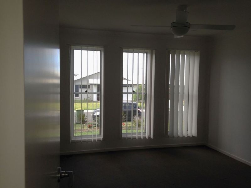 5 Majesty Street, Rural View QLD 4740