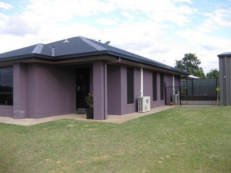 15 Turvey Court, Moranbah QLD 4744