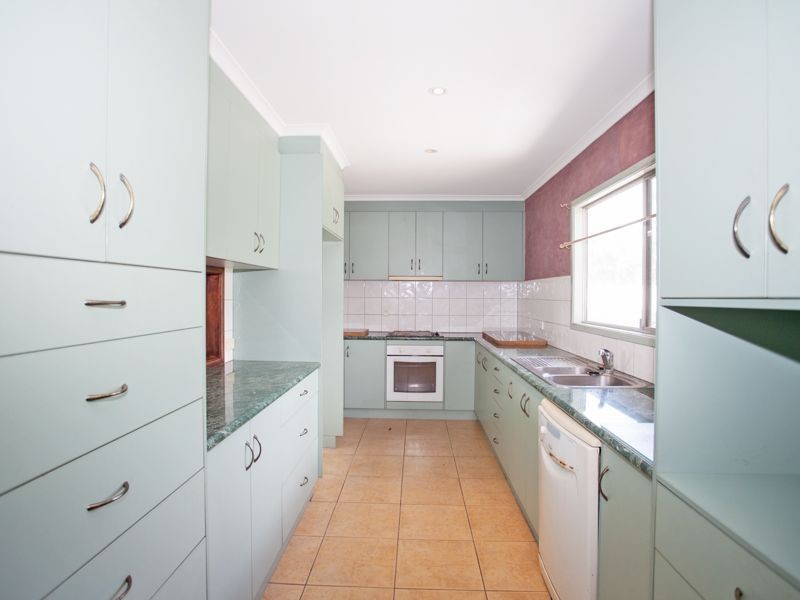 21 Barton Street, West Mackay QLD 4740