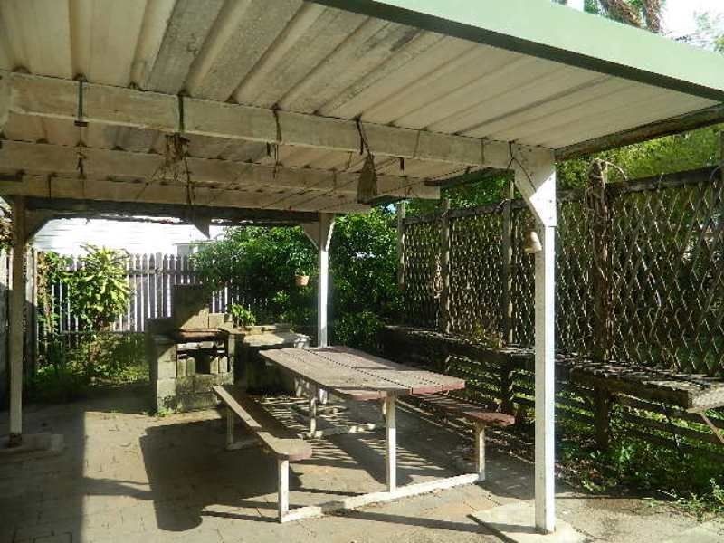 21 Barton Street, West Mackay QLD 4740