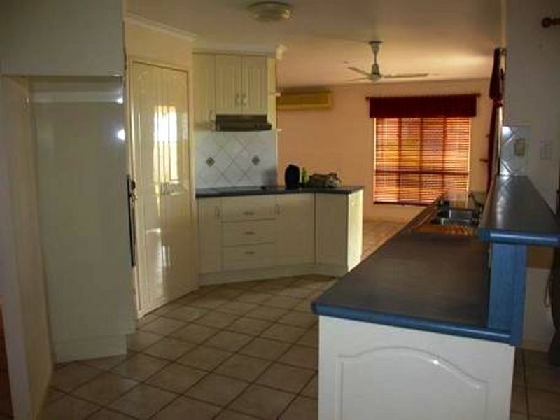 3 Foxtail Court, Glenella QLD 4740
