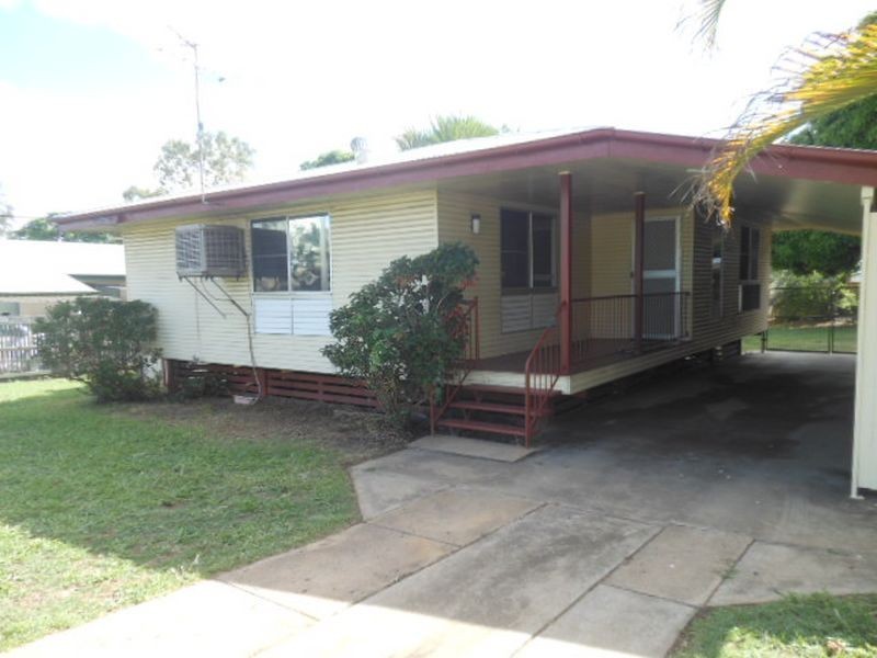 15 Fraser Street, Moranbah QLD 4744