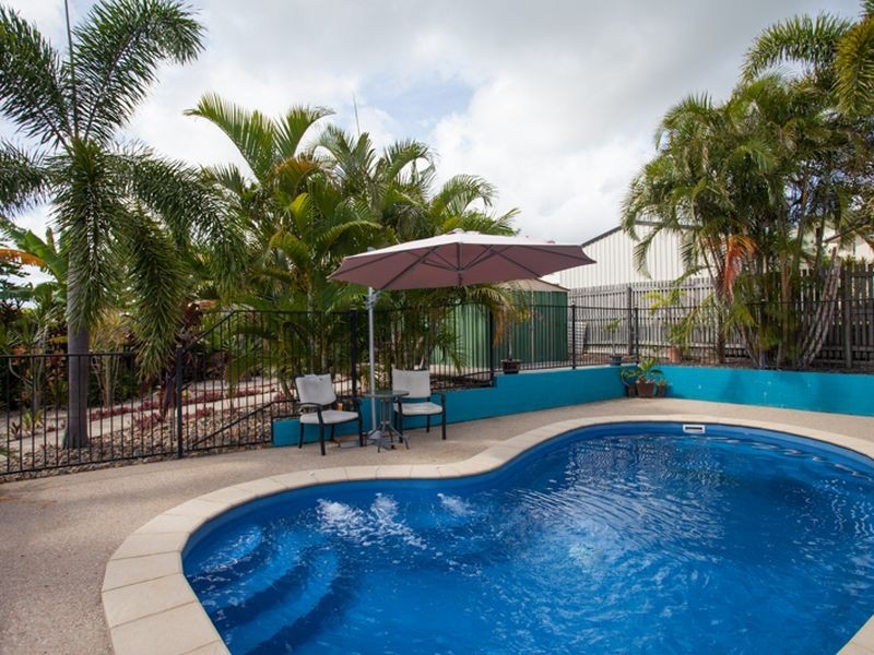 21 Botha Street, Blacks Beach QLD 4740