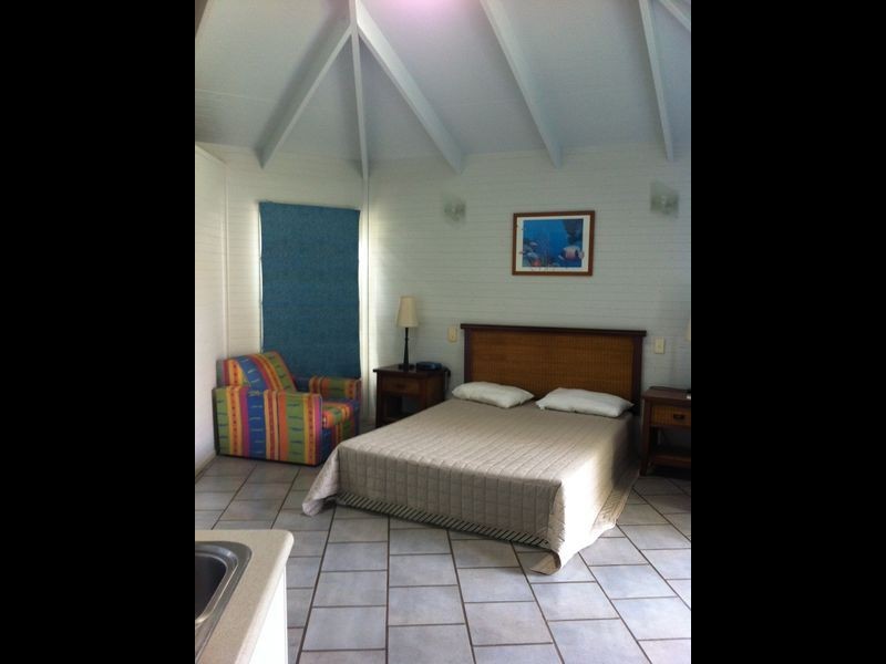 Bungalow 5 Ko-Huna Sands Resort, Bucasia QLD 4750
