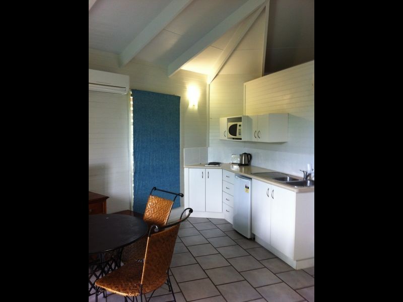 Bungalow 5 Ko-Huna Sands Resort, Bucasia QLD 4750