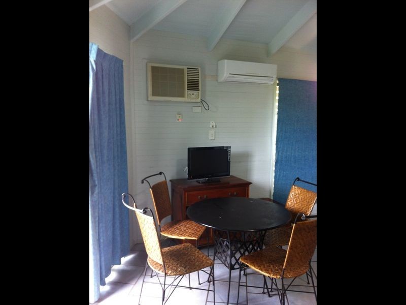 Bungalow 5 Ko-Huna Sands Resort, Bucasia QLD 4750