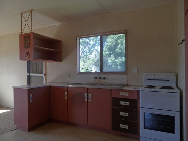 18 Andergrove Rd, Andergrove QLD 4740