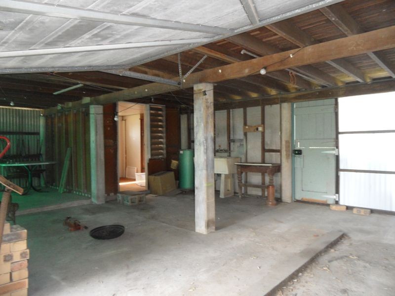 18 Andergrove Rd, Andergrove QLD 4740