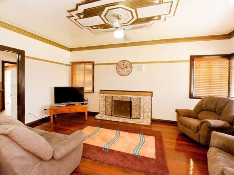 7 Perkins Street, North Mackay QLD 4740