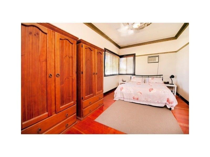 7 Perkins Street, North Mackay QLD 4740